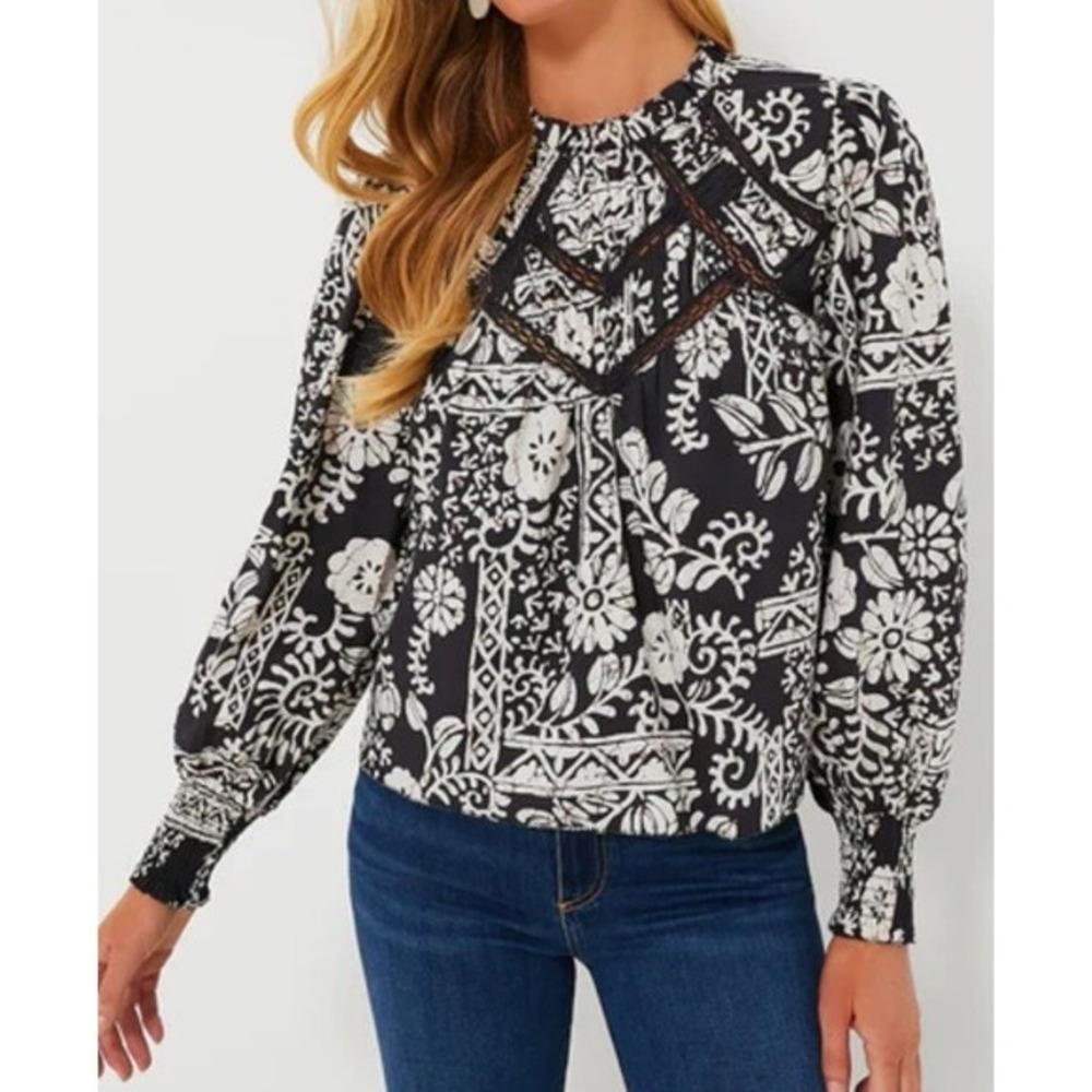 Tuckernuck LOVE THE LABEL Amaya Print Brighton Top Size M‎